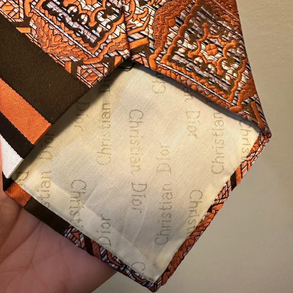 Luxury Christian Dior Ties! - Picture 10 of 13